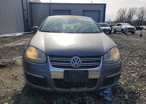 2007 Volk Jetta z USA, uszkodzony, nr VIN 3VWEF71K67M086318